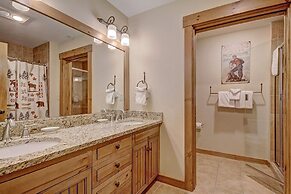 Luxe 2br 2ba - Rocky Mountain Views + Walk To Mainstreet 2 Bedroom Apt