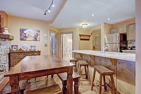 Luxe 2br 2ba - Rocky Mountain Views + Walk To Mainstreet 2 Bedroom Apt