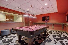 Luxury  At Base Of Peak 8 + Epic Discovery Activities 1 Bedroom Condo 