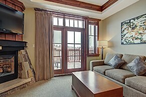 Luxury  At Base Of Peak 8 + Epic Discovery Activities 1 Bedroom Condo 