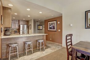 Village at Breckenridge Condos Sleeps 8 - Ski in Out + Walk downtown 2