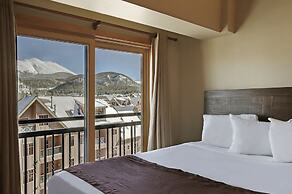 Village at Breckenridge Condos Sleeps 8 - Ski in Out + Walk downtown 2