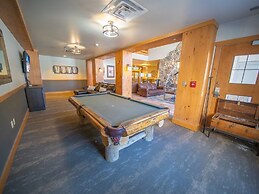 8594 Expedition Station 1 Bedroom Condo by RedAwning