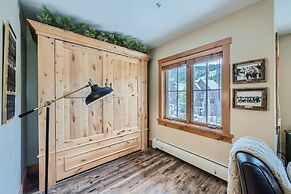 8594 Expedition Station 1 Bedroom Condo by RedAwning