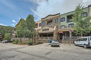 8594 Expedition Station 1 Bedroom Condo by RedAwning