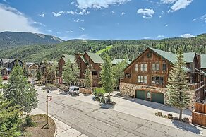 8594 Expedition Station 1 Bedroom Condo by RedAwning