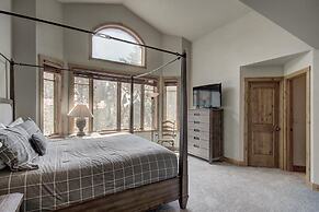 18 Autumn Brook 4 Bedroom Townhouse by RedAwning