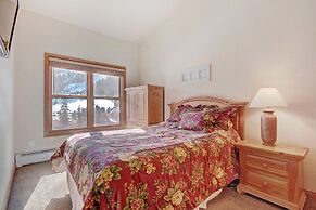 5983 Hidden River Lodge 3 Bedroom Condo by RedAwning