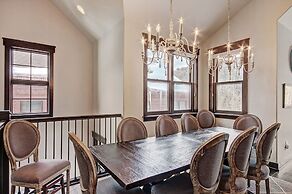 78 Alders Townhouse with Heated Garage by RedAwning