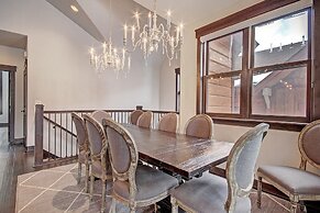 78 Alders Townhouse with Heated Garage by RedAwning