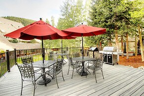 2130 The Pines 1 Bedroom Condo by RedAwning