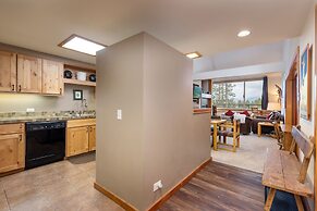 2130 The Pines 1 Bedroom Condo by RedAwning