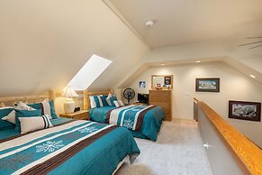 2130 The Pines 1 Bedroom Condo by RedAwning