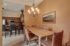 8912 The Springs 3 Bedroom Condo by RedAwning