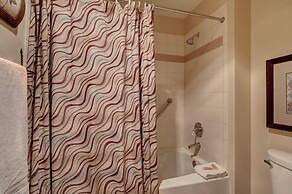 8912 The Springs 3 Bedroom Condo by RedAwning