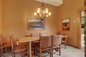 8912 The Springs 3 Bedroom Condo by RedAwning