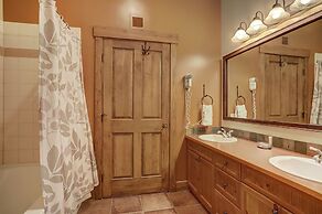 8912 The Springs 3 Bedroom Condo by RedAwning