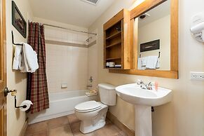 8858 The Springs 1 Bedroom Condo by RedAwning