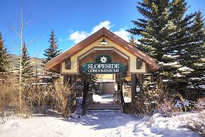 2759 Slopeside 1 Bedroom Condo by RedAwning