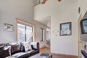 2759 Slopeside 1 Bedroom Condo by RedAwning