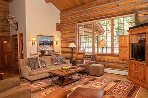 13 Bear Tree Court 5 Bedroom Home by RedAwning