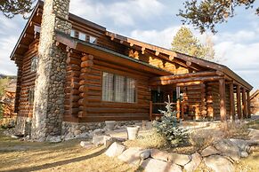 13 Bear Tree Court 5 Bedroom Home by RedAwning