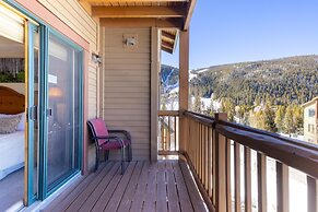 2640 Tenderfoot 3 Bedroom Condo by RedAwning