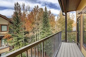 2796 Slopeside 2 Bedroom Condo by RedAwning