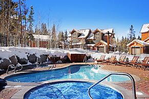 6509 Settlers Creek Townhomes by RedAwning