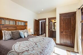 47 River Run Townhomes 3 Bedroom Townhouse by RedAwning