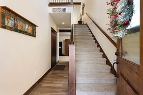 47 River Run Townhomes 3 Bedroom Townhouse by RedAwning