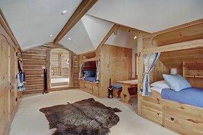 44 Arapahoe Trail 4 Bedroom Cabin
