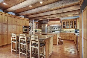44 Arapahoe Trail 4 Bedroom Cabin