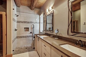 44 Arapahoe Trail 4 Bedroom Cabin