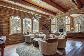44 Arapahoe Trail 4 Bedroom Cabin