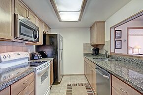 Roomy Condo with Great Amenities - VS438 by RedAwning