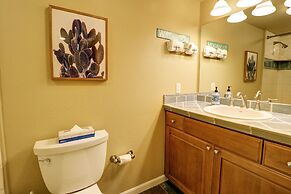 Amazing Ski-In Ski-Out Condo, Pet Friendly - Very Spacious - CM236 by 