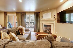 Amazing Ski-In Ski-Out Condo, Pet Friendly - Very Spacious - CM236 by 