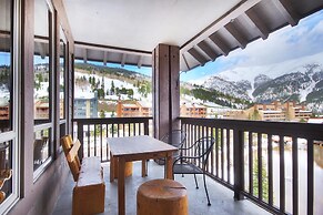 Amazing Condo in Heart of Center Village - TX304 by RedAwning