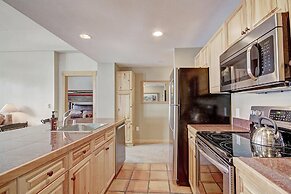 Amazing Condo in Heart of Center Village - TX304 by RedAwning