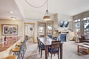 Amazing Condo in Heart of Center Village - TX304 by RedAwning