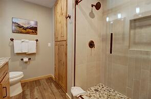 Amazing Condo in Heart of Center Village - TX304 by RedAwning