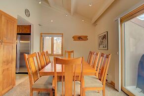 Alluring Lofty Condo In East Village - PG310 by RedAwning