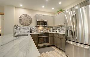 Newly Remodeled, Open Layout, with Incredible Views - CS302 by RedAwni