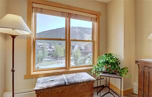 Newly Remodeled, Open Layout, with Incredible Views - CS302 by RedAwni