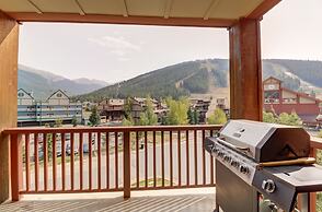 Newly Remodeled, Open Layout, with Incredible Views - CS302 by RedAwni