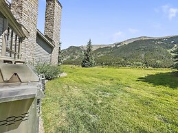 Private Dog Friendly Home Boasts Incredible Views - WD25 by RedAwning