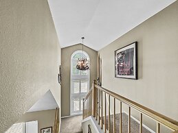 Private Dog Friendly Home Boasts Incredible Views - WD25 by RedAwning