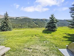 Private Dog Friendly Home Boasts Incredible Views - WD25 by RedAwning