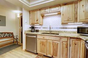 Pet-friendly Very Spacious Condo - BE108 by RedAwning